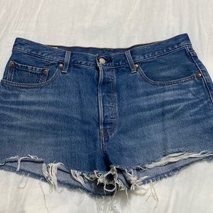 Levi’s Shorts 501 | High Rise size 32
